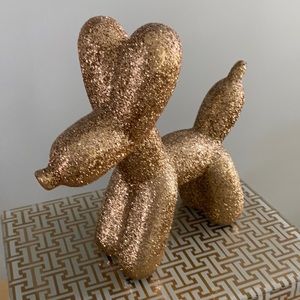 LAST CHANCE…will be deleting post soon…Faux ‘Jeff Koons’ decor